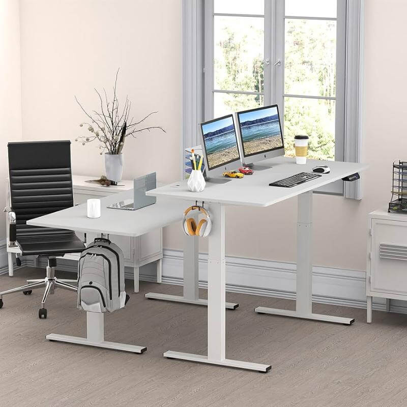 Muebles para el hogar y oficinas. Escritorio ajustable en altura electrónicamente son los muebles para oficinas más buscados actualmente.