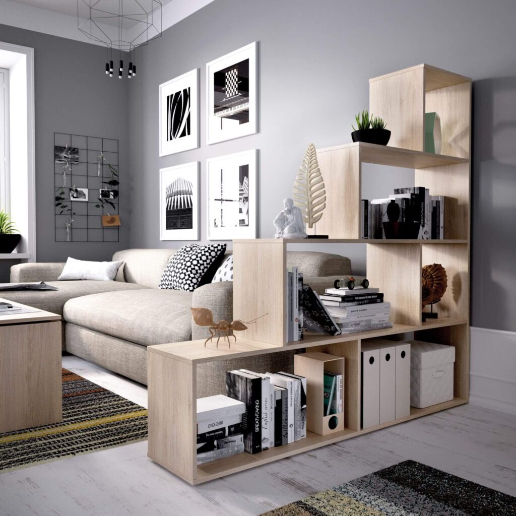 Las estanterías abiertas tambien las puedes utilizar para separar ambientes en una estancia de tu casa.
