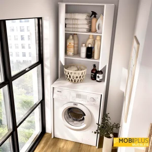 Mueble organizador sobre lavadora con puertas abiertas mostrando estantes interiores con toallas y productos de limpieza.