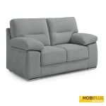 Sofá de 2 plazas Oasis tapizado en color gris jaspeado, de MobiPlus Muebles.